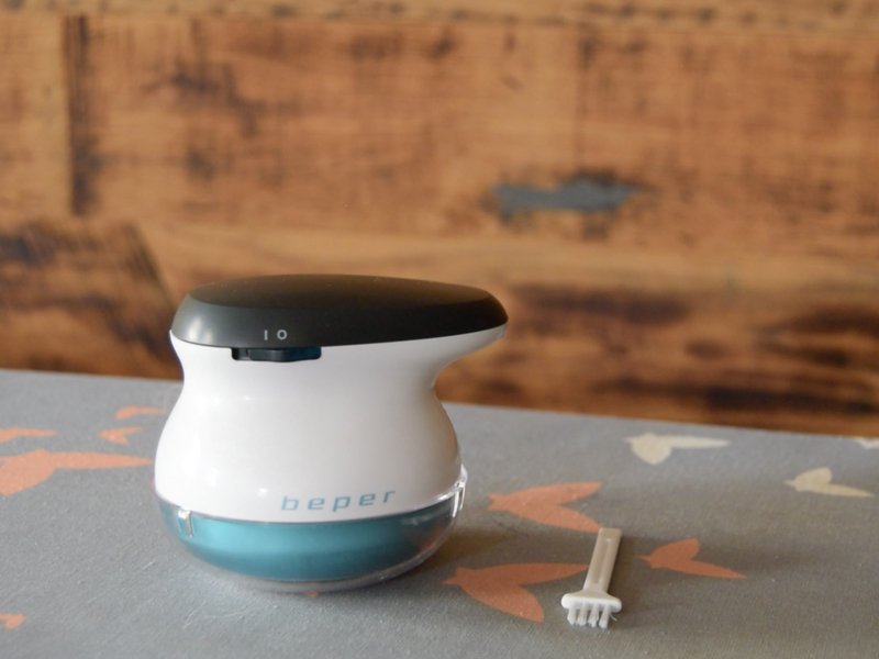 Rechargeable lint remover Beper